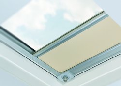 Rulouri opace FAKRO ARF/D pentru ferestre pentru acoperis terasa